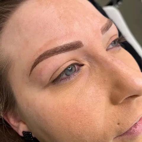 Microblading @mdbrowsau ❤️✨ Nothing is more satisfying than when I’ve been given a challenge to be creative and with tot - Melbourne Designer Brows