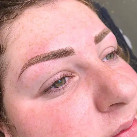 Microblading @mdbrowsau 🦋✨ Another excellent example of how we can all have fuller and beautiful brows with microbladin - Melbourne Designer Brows